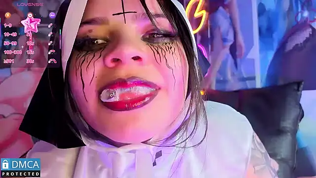 Snapshot of CandyKane06_ chatting on October 30, 2:57 am CandyKane06 online show from October 30, 2:57 am