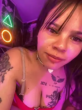 Snapshot of CandyKane06_ chatting on November 10, 2:54 am CandyKane06 online show from November 10, 2:54 am