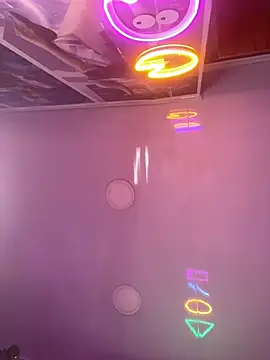 Snapshot of CandyKane06_ chatting on November 11, 2:11 am CandyKane06 online show from November 11, 2:11 am