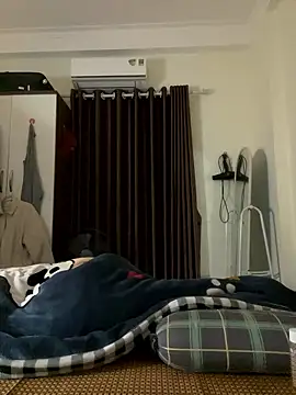 anhduc2k555 online show from January 8, 1:57 pm