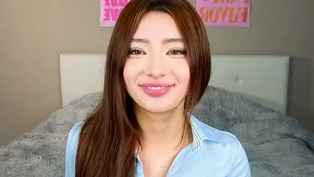 Snapshot of LaurelLeier chatting on March 2, 8:10 am LaurelLeier online show from March 2, 8:10 am