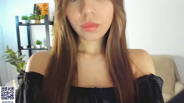 BlurryWish online show from November 11, 8:25 am