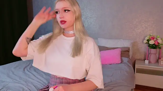 Snapshot of trinnity_sweet chatting on November 13, 7:46 pm trinnity sweet online show from November 13, 7:46 pm