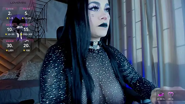  raven black online show from October 22, 11:43 am