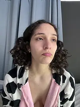 TeensNews18 online show from February 8, 11:57 am