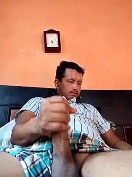 Snapshot of colombiano198720 chatting on December 14, 12:10 pm colombiano198720 online show from December 14, 12:10 pm