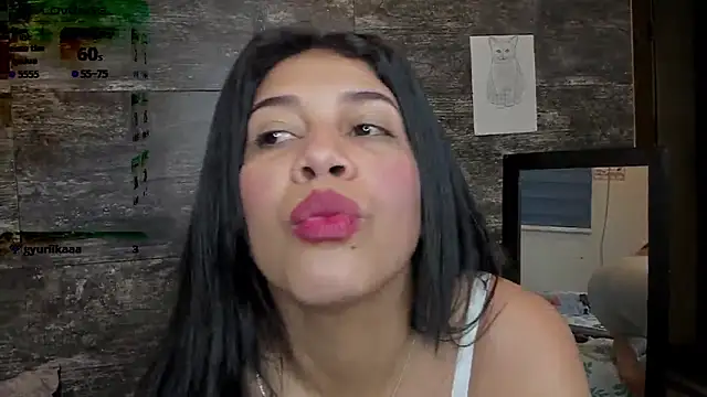 Snapshot of oriana_olsen chatting on June 7, 6:39 am oriana olsen online show from June 7, 6:39 am