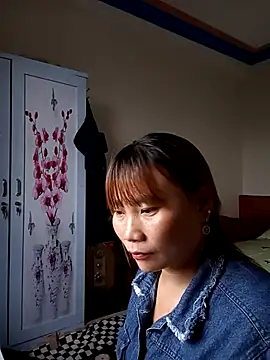 Mainay0033 online show from September 13, 10:26 am