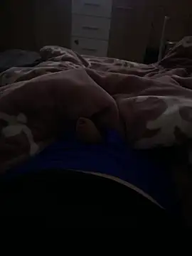 Snapshot of Penizky33 chatting on January 18, 12:14 am Penizky33 online show from January 18, 12:14 am