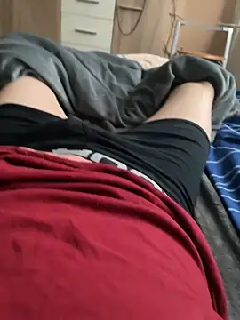 Snapshot of Penizky33 chatting on February 24, 9:51 am Penizky33 online show from February 24, 9:51 am