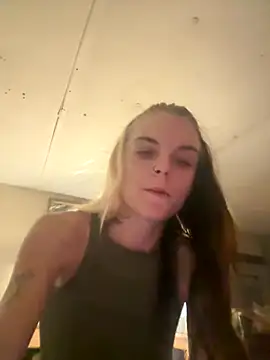 ittybittymeryssa online show from October 26, 12:38 am