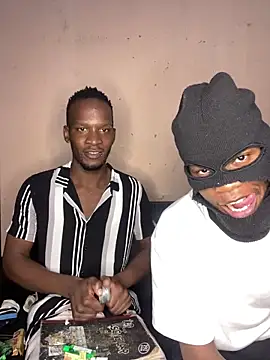 RAWFREAKYVERSE online show from June 18, 6:56 pm