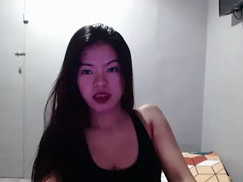 Snapshot of nathalie_x chatting on December 5, 2:03 pm nathalie x online show from December 5, 2:03 pm