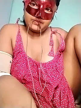 mimi87hoty online show from November 13, 5:45 pm