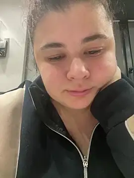 Snapshot of AliceCurlyX chatting on December 1, 9:25 am AliceCurlyX online show from December 1, 9:25 am