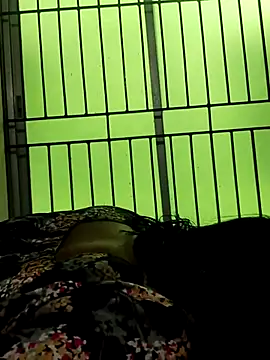 Snapshot of humtum2254 chatting on November 30, 3:54 am humtum2254 online show from November 30, 3:54 am