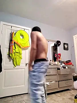 Snapshot of bigb499 chatting on November 8, 9:42 am bigb499 online show from November 8, 9:42 am