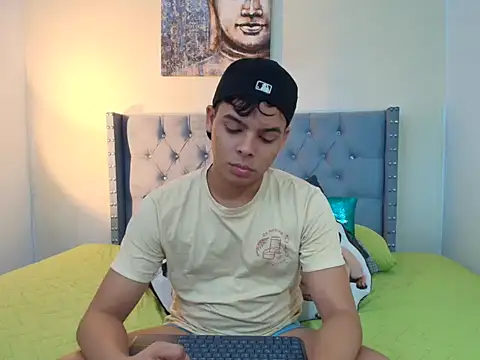 Snapshot of stewart_mateo_ chatting on October 4, 1:58 am stewart mateo online show from October 4, 1:58 am