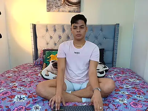 Snapshot of stewart_mateo_ chatting on October 8, 1:58 am stewart mateo online show from October 8, 1:58 am