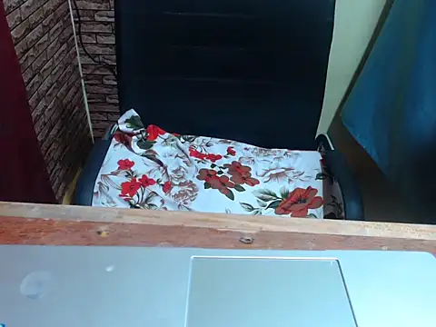 Snapshot of Sexy_Mama_Teresa chatting on March 21, 6:07 am Sexy Mama Teresa online show from March 21, 6:07 am