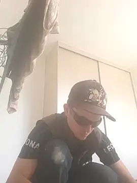 Loquendo2201 online show from October 9, 2:37 pm