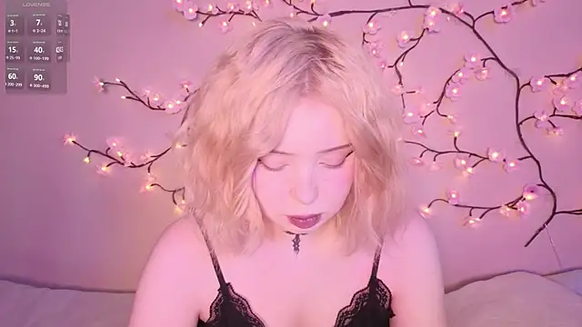RileyVice online show from April 28, 8:30 am
