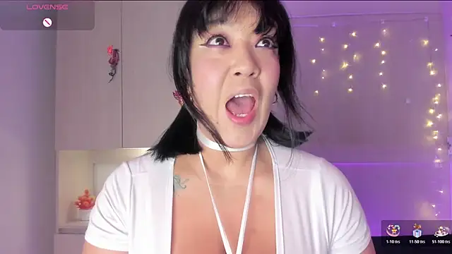 Snapshot of VickyRuiz_ chatting on June 10, 7:57 pm VickyRuiz online show from June 10, 7:57 pm