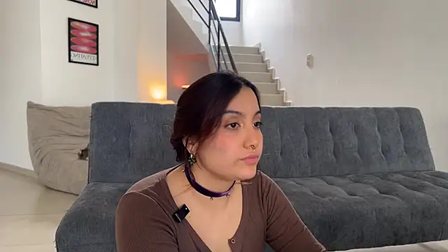 Snapshot of annaxxxb chatting on June 8, 5:35 pm annaxxxb online show from June 8, 5:35 pm