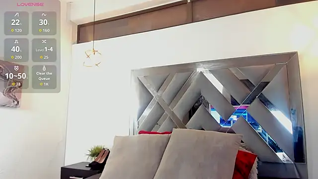 Snapshot of Candy_Hott7 chatting on November 13, 8:30 pm Candy Hott7 online show from November 13, 8:30 pm