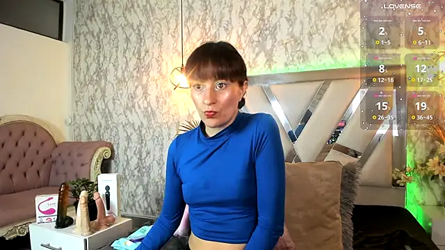 Snapshot of Candy_Hott7 chatting on December 14, 2:44 pm Candy Hott7 online show from December 14, 2:44 pm