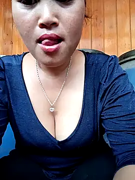 Snapshot of maycuc123 chatting on September 17, 4:36 am maycuc123 online show from September 17, 4:36 am