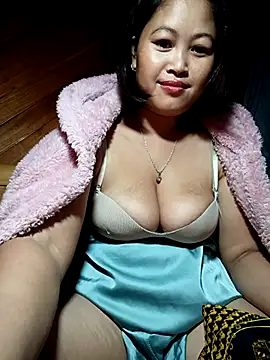 Snapshot of maycuc123 chatting on November 2, 12:57 am maycuc123 online show from November 2, 12:57 am