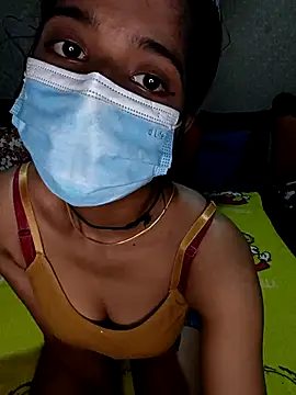 Snapshot of emali_baba chatting on November 29, 4:26 am emali baba online show from November 29, 4:26 am