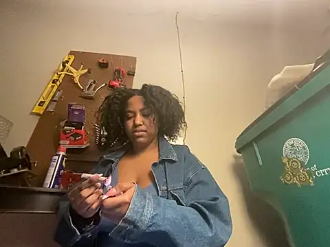 princesslivv online show from January 10, 12:45 am