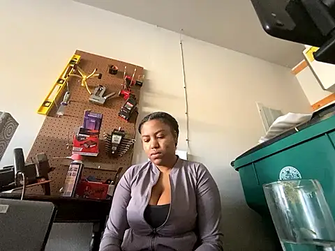 princesslivv online show from January 14, 10:36 pm