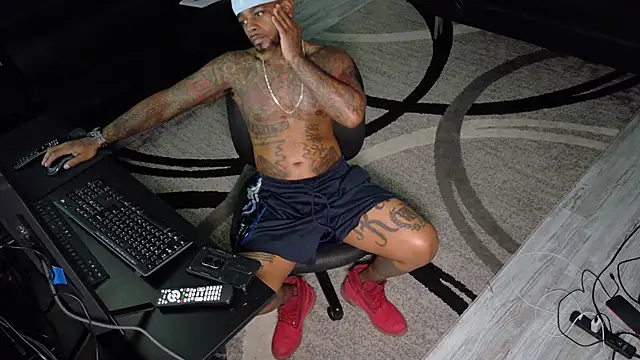 SLANGONDEMHOES online show from September 13, 6:51 pm