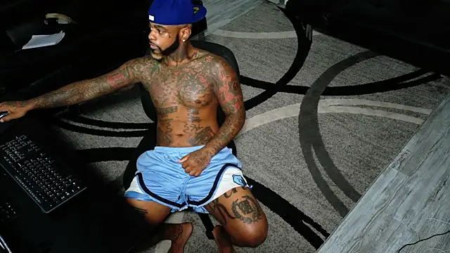 SLANGONDEMHOES online show from October 3, 3:14 am