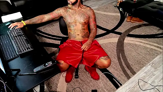 SLANGONDEMHOES online show from October 7, 10:18 pm