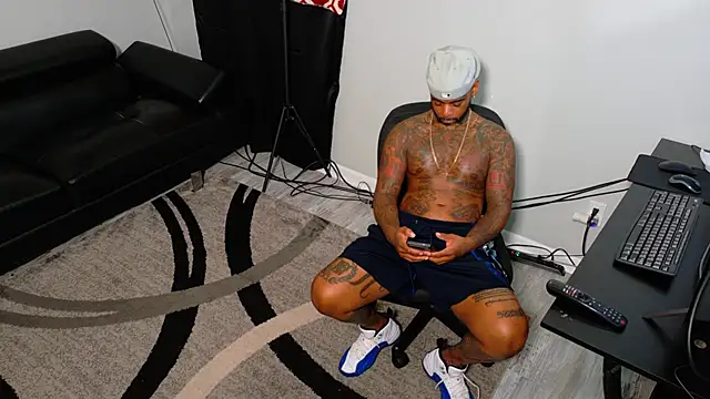 SLANGONDEMHOES online show from October 27, 4:22 pm