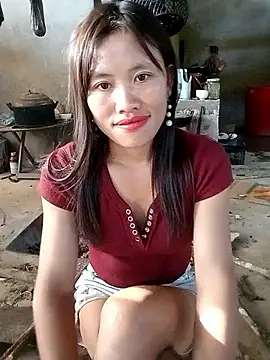 Snapshot of rubi_bae chatting on May 26, 12:28 am rubi bae online show from May 26, 12:28 am