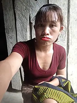 Snapshot of rubi_bae chatting on June 22, 9:28 am rubi bae online show from June 22, 9:28 am