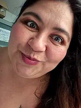 Snapshot of curvy_diva_ chatting on October 23, 1:54 pm curvy diva online show from October 23, 1:54 pm