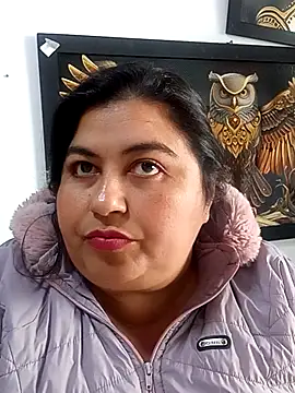 Snapshot of curvy_diva_ chatting on October 29, 1:46 pm curvy diva online show from October 29, 1:46 pm