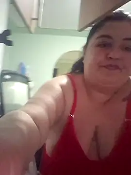 Snapshot of curvy_diva_ chatting on November 14, 11:13 pm curvy diva online show from November 14, 11:13 pm