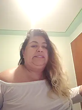 Snapshot of curvy_diva_ chatting on November 27, 11:51 pm curvy diva online show from November 27, 11:51 pm