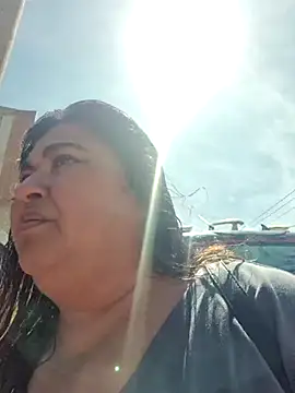 Snapshot of curvy_diva_ chatting on December 2, 2:56 pm curvy diva online show from December 2, 2:56 pm