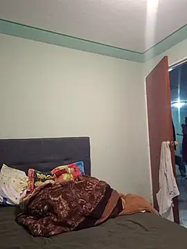 curvy diva  online show from February 22, 1:18 am