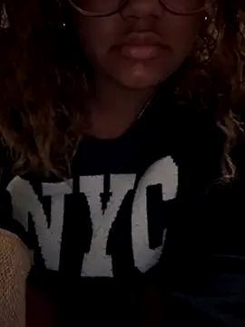 Snapshot of StylishEchium chatting on September 24, 6:44 pm StylishEchium online show from September 24, 6:44 pm