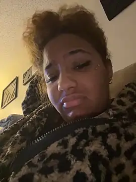 Snapshot of StylishEchium chatting on October 29, 5:42 am StylishEchium online show from October 29, 5:42 am