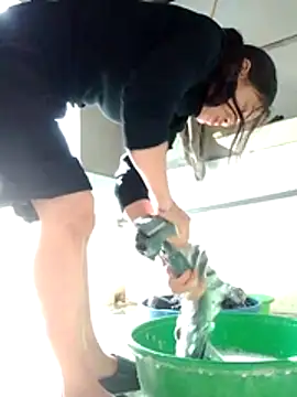 Snapshot of Georgia_here chatting on December 15, 4:17 am Georgia here online show from December 15, 4:17 am